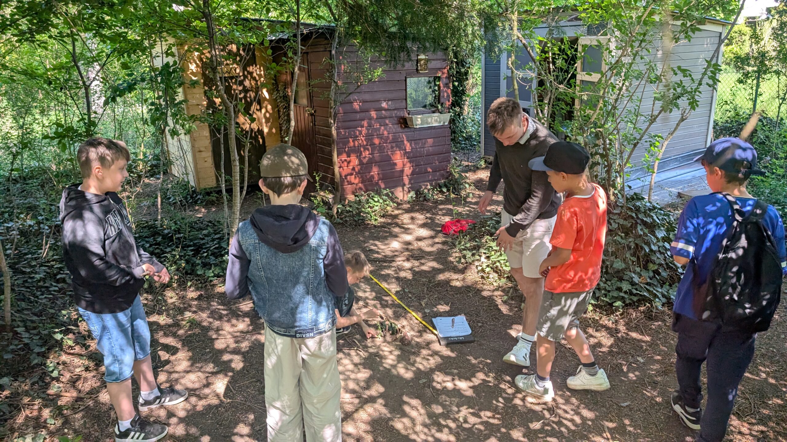 Mehr über den Artikel erfahren Mathematik zum Anfassen: Projekttag der 5a und 5b im Lerngarten Gernlinden